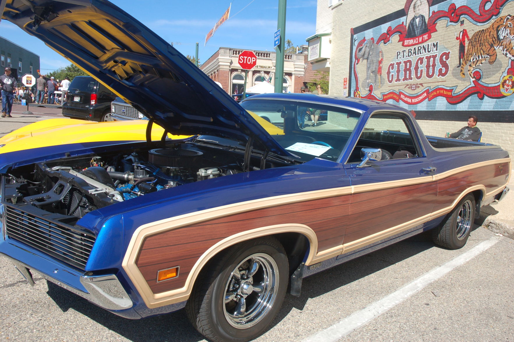 Delavan Scarecrow Festival car show - 3